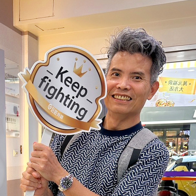 從容的跟外國人進行對談，增加很多自信心-巨匠美語三民分校分校